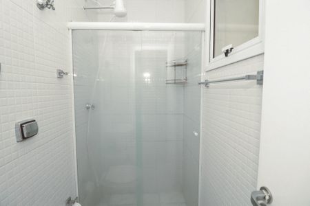 Banheiro de serviço de casa à venda com 4 quartos, 291m² em Jardim São Paulo, São Paulo