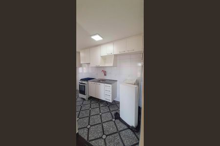 Cozinha de apartamento para alugar com 2 quartos, 48m² em Santa Maria, Osasco