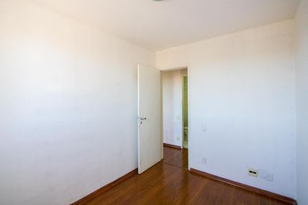 Quarto 3 de apartamento para alugar com 3 quartos, 65m² em Jardim Santo André, Santo André