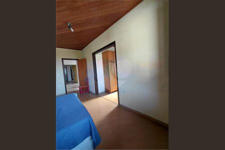 Casa à venda com 3 quartos, 340m² em Parque Monte Alegre, Taboão da Serra