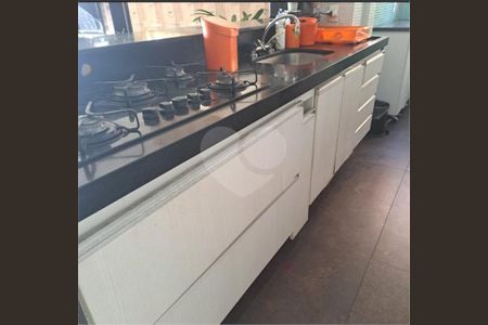 Apartamento à venda com 3 quartos, 70m² em Vila Regente Feijó, São Paulo
