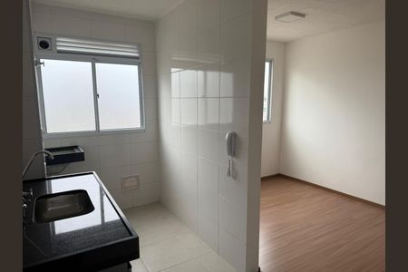Foto 04 de apartamento à venda com 2 quartos, 45m² em Vila Suzana, São Paulo