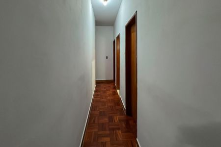 Casa para alugar com 3 quartos, 360m² em Fernão Dias, Belo Horizonte