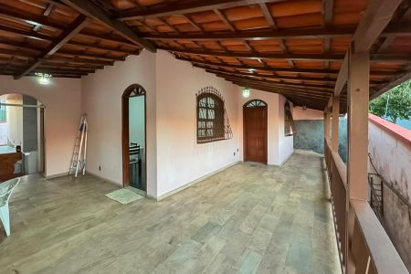 Casa para alugar com 360m², 3 quartos e 3 vagas