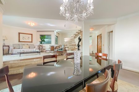Sala de casa à venda com 3 quartos, 490m² em Adalgisa, São Paulo