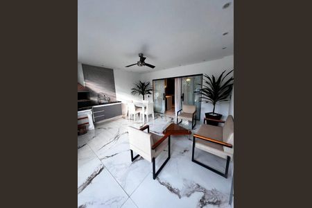 Casa para alugar com 3 quartos, 120m² em Recreio dos Bandeirantes, Rio de Janeiro