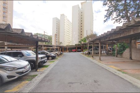 Casa para alugar com 51m², 2 quartos e 1 vaga Casa para alugar com 51m², 2 quartos e 1 vagaÁrea Comum - Estacionamento