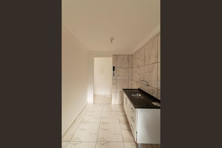 Casa para alugar com 51m², 2 quartos e 1 vaga Casa para alugar com 51m², 2 quartos e 1 vagaCozinha e Área de Serviço