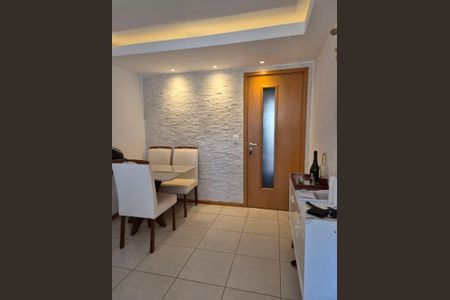 Apartamento à venda com 2 quartos, 58m² em Pendotiba, Niterói