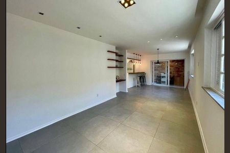 Casa à venda com 1 quarto, 84m² em Santa Rosa, Niterói