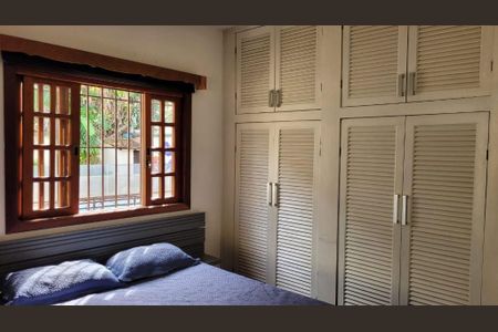 Casa à venda com 3 quartos, 200m² em Piratininga, Niterói