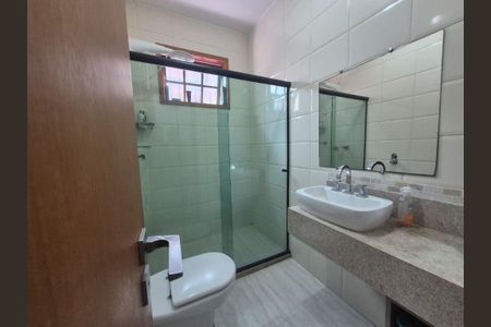 Casa à venda com 200m², 3 quartos e 2 vagas