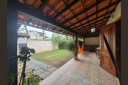 Casa à venda com 200m², 3 quartos e 2 vagas