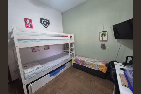 Casa à venda com 200m², 3 quartos e 2 vagas