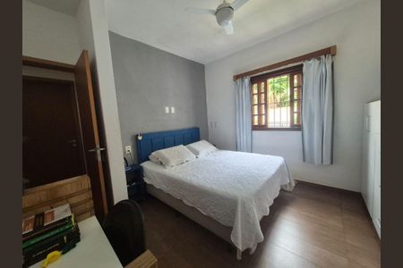 Casa à venda com 200m², 3 quartos e 2 vagas