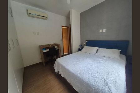 Casa à venda com 200m², 3 quartos e 2 vagas