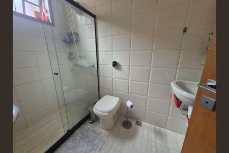 Casa à venda com 200m², 3 quartos e 2 vagas