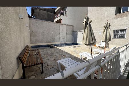 Apartamento à venda com 2 quartos, 38m² em Vila Carmosina, São Paulo