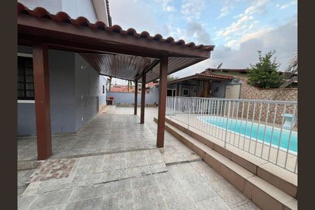 Casa à venda com 3 quartos, 131m² em Maravista, Niterói