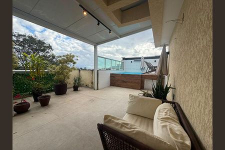 Apartamento à venda com 220m², 3 quartos e 3 vagas