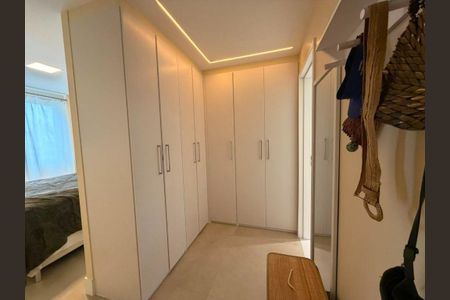 Apartamento à venda com 220m², 3 quartos e 3 vagas