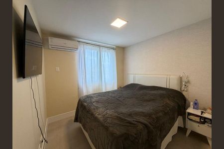 Apartamento à venda com 220m², 3 quartos e 3 vagas