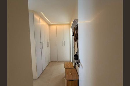 Apartamento à venda com 220m², 3 quartos e 3 vagas