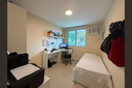 Apartamento à venda com 220m², 3 quartos e 3 vagas