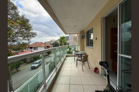 Apartamento à venda com 220m², 3 quartos e 3 vagas