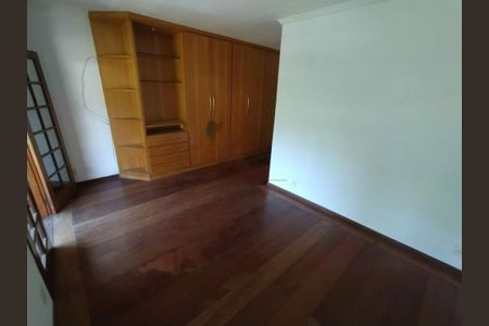Casa para alugar com 5 quartos, 425m² em Barro Branco (Zona Norte), São Paulo