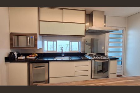 Cozinha  de casa à venda com 3 quartos, 280m² em Rudge Ramos, São Bernardo do Campo