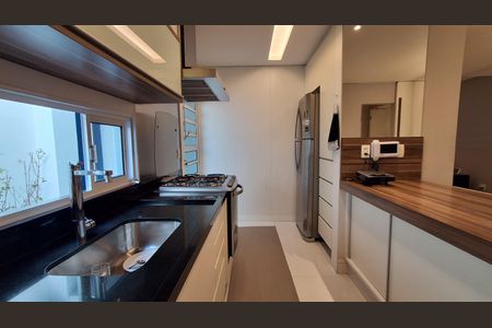 Cozinha  de casa à venda com 3 quartos, 280m² em Rudge Ramos, São Bernardo do Campo