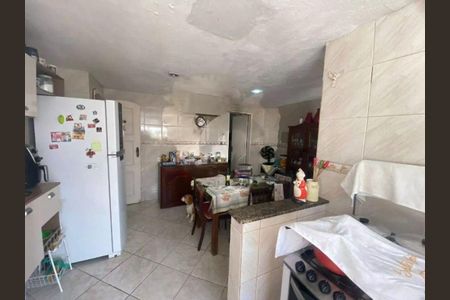 Casa à venda com 3 quartos, 189m² em Piratininga, Niterói