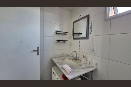 Banheiro de apartamento para alugar com 2 quartos, 52m² em Parque Erasmo Assunção, Santo André