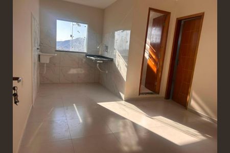 Cozinha de apartamento para alugar com 2 quartos, 50m² em Quintino Bocaiúva, Rio de Janeiro
