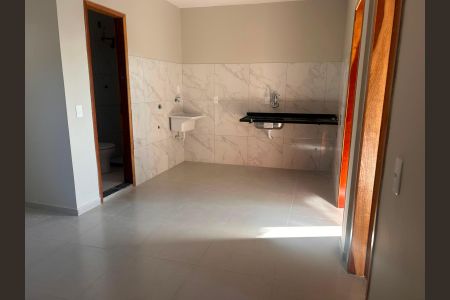 Cozinha de apartamento para alugar com 2 quartos, 50m² em Quintino Bocaiúva, Rio de Janeiro