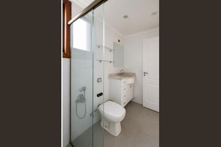 Apartamento para alugar com 234m², 3 quartos e 2 vagas Apartamento para alugar com 234m², 3 quartos e 2 vagasBanheiro da Suíte