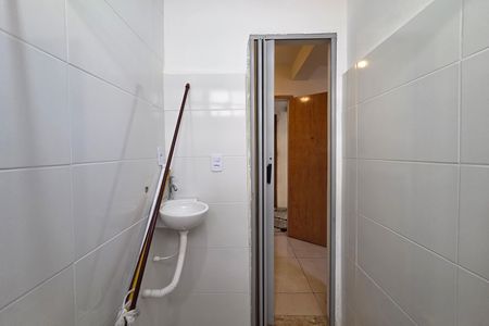Studio para alugar com 21m², 1 quarto e sem vaga Studio para alugar com 21m², 1 quarto e sem vagaBanheiro