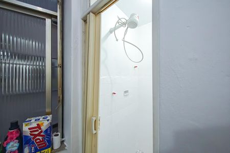 Apartamento para alugar com 82m², 2 quartos e sem vaga Apartamento para alugar com 82m², 2 quartos e sem vagaBanheiro de Serviço