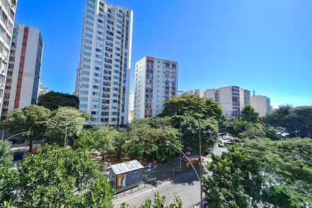 Apartamento para alugar com 82m², 2 quartos e sem vaga Apartamento para alugar com 82m², 2 quartos e sem vagaVista