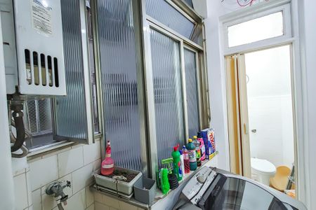 Apartamento para alugar com 82m², 2 quartos e sem vaga Apartamento para alugar com 82m², 2 quartos e sem vagaÁrea de Serviço