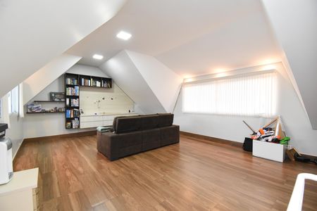 Ático de casa de condomínio à venda com 3 quartos, 220m² em Uberaba, Curitiba