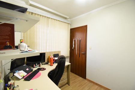 Casa de condomínio à venda com 220m², 3 quartos e 2 vagasQuarto 3