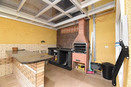 Garagem/Área gourmet de casa de condomínio à venda com 3 quartos, 220m² em Uberaba, Curitiba