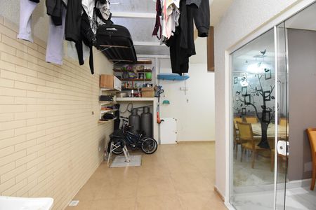 Área de Serviço de casa de condomínio à venda com 3 quartos, 220m² em Uberaba, Curitiba