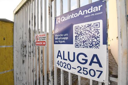 Casa de condomínio à venda com 220m², 3 quartos e 2 vagasPlaca