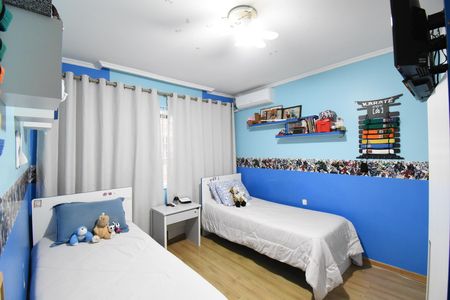 Casa de condomínio à venda com 220m², 3 quartos e 2 vagasQuarto 2