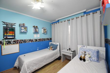 Casa de condomínio à venda com 220m², 3 quartos e 2 vagasQuarto 2