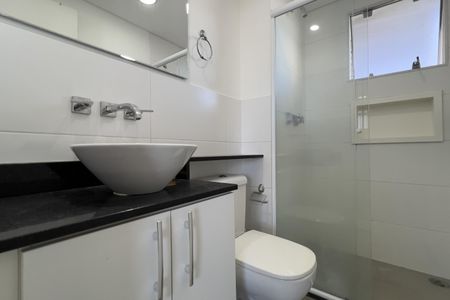 Banheiro de apartamento para alugar com 1 quarto, 38m² em Vila Augusta, Guarulhos