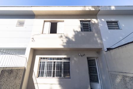 Fachada de casa à venda com 3 quartos, 125m² em Vila Santo Estefano, São Paulo